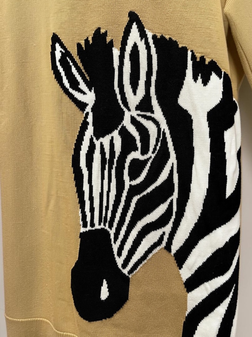 Talbots Zebra Graphic Sweater Camel Black White Size M Cotton Rayon - Picture 4 of 8